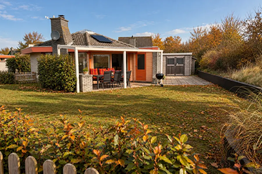 Herfsttuin bij een vakantiehuisheid